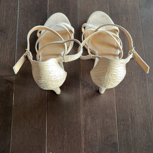 Women’s H&M Heels - Picture 3 of 6